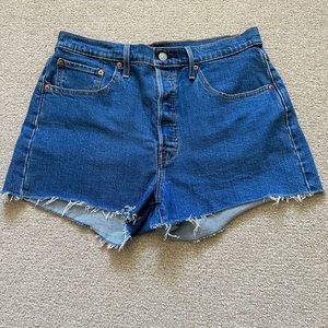 Levi cutoffs-NWOT Levi’s 501 Denim Jean Shorts Size 31